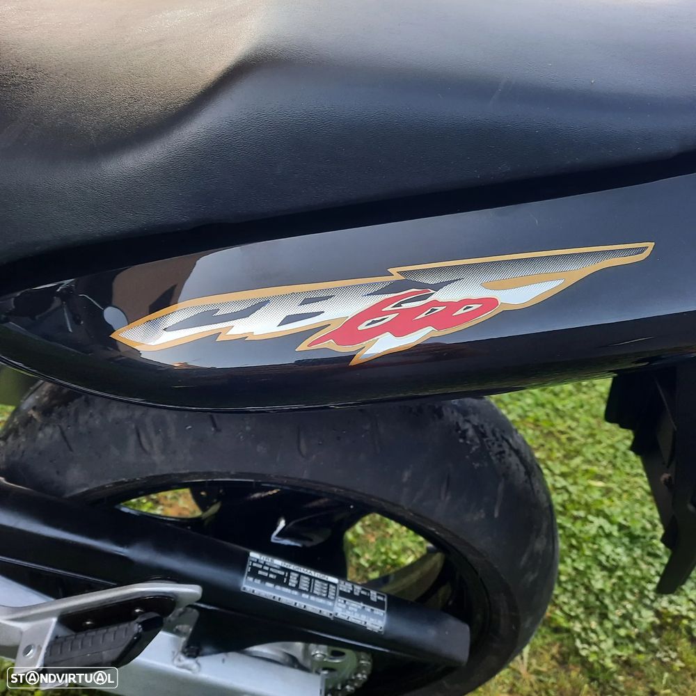 Honda CB Hornet 600-25kw - 9