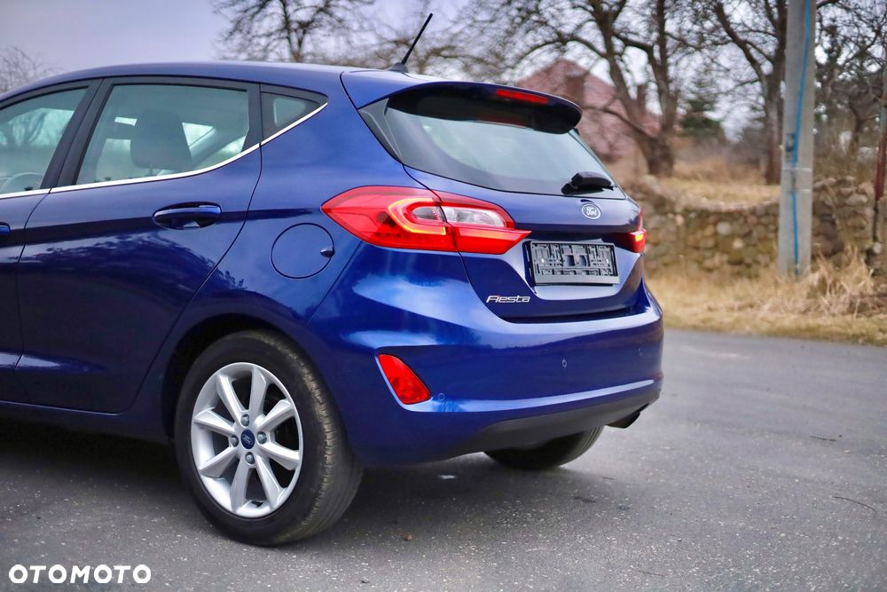 Ford Fiesta 1.0 EcoBoost S&S TITANIUM - 13