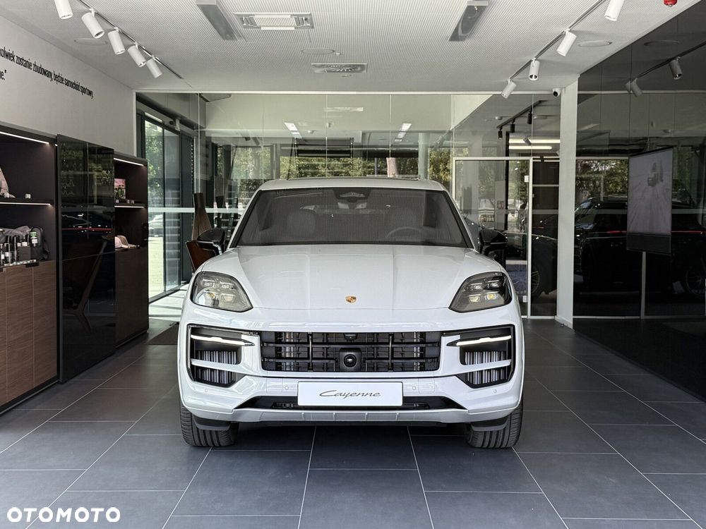 Porsche Cayenne - 3