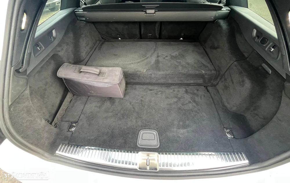 Mercedes-Benz E 300 de AMG Line - 10