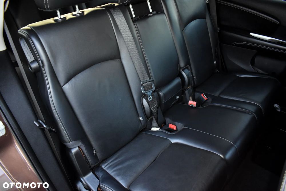 Fiat Freemont 2.0 Multijet 16V DPF Automatik Allrad Black Code - 38