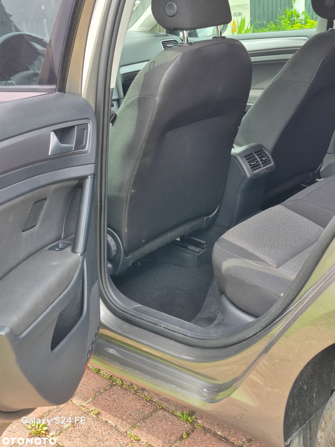 Volkswagen Golf 1.6 BlueTDI Comfortline - 11