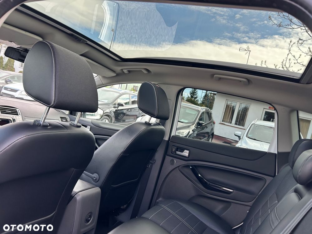 Ford Kuga 2.0 TDCi 4x4 Titanium - 8