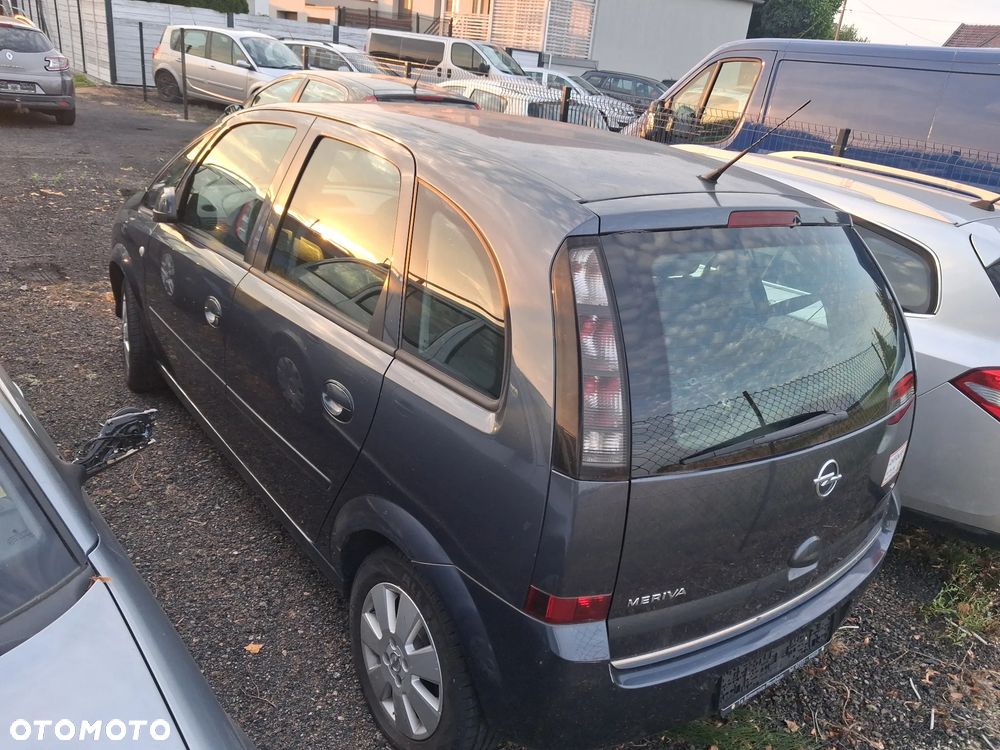 Opel Meriva 1.6 Essentia MTA - 3