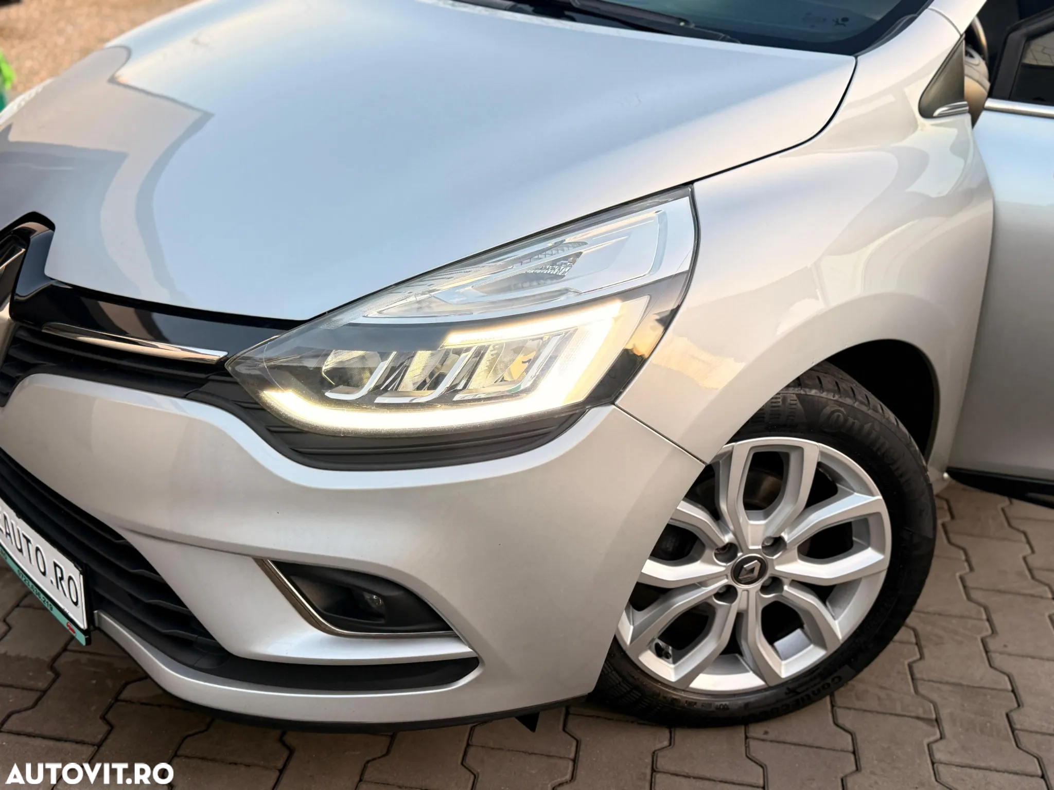 Renault Clio Grandtour (Energy) dCi 90 Start & Stop EDC INTENS - 6