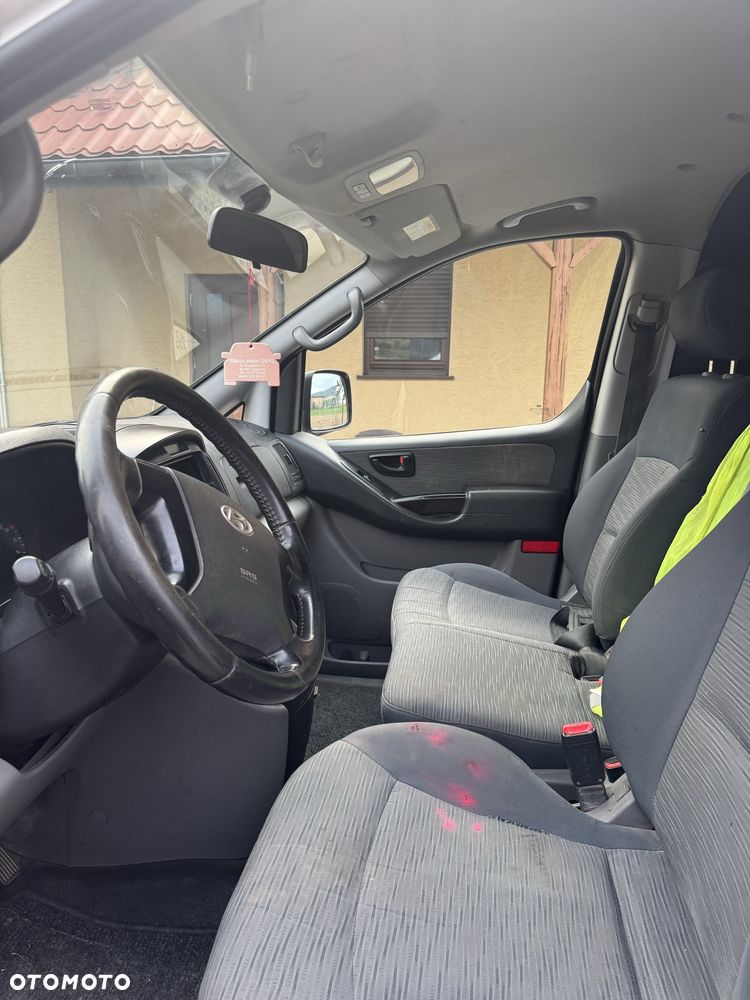 Hyundai H-1 - 7