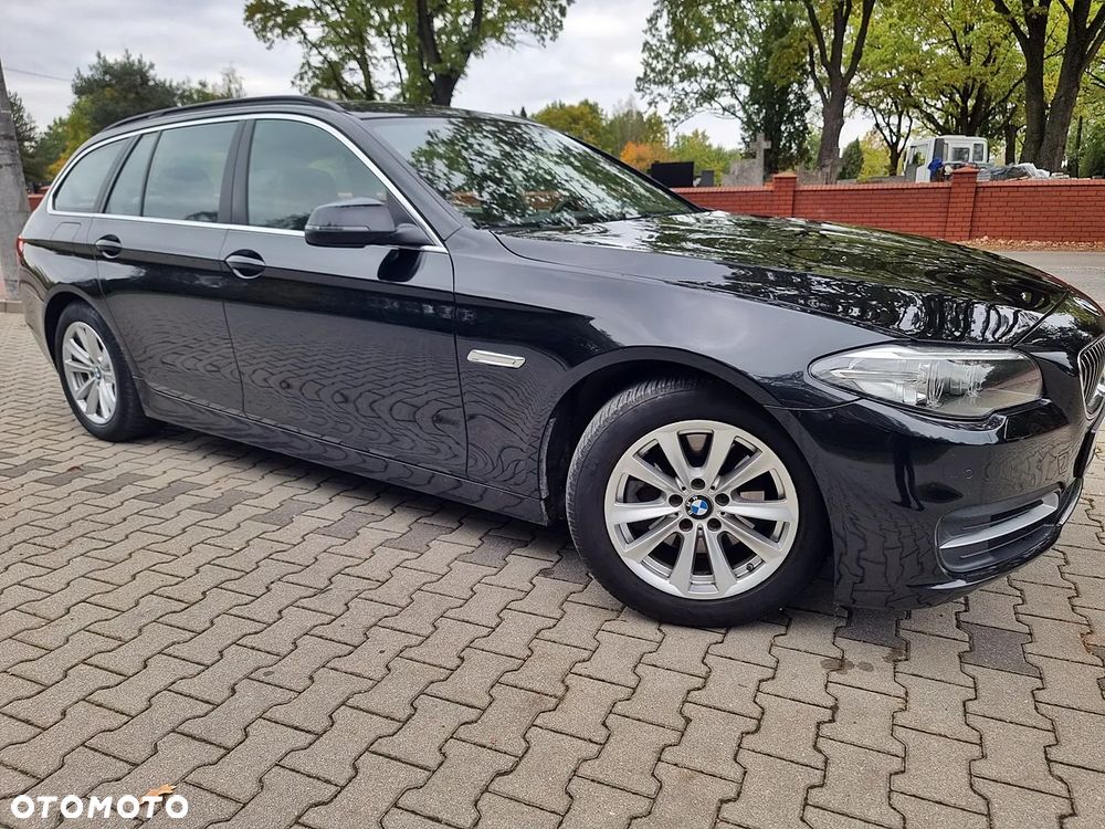 BMW Seria 5 520d xDrive - 18