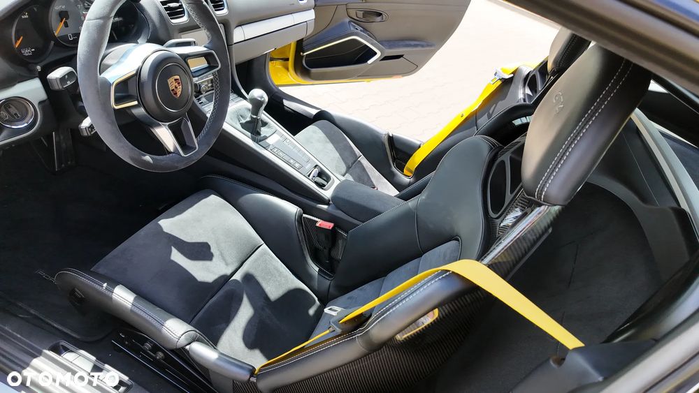 Porsche Cayman - 36