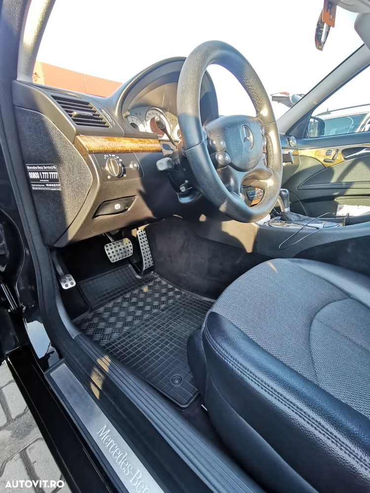 Mercedes-Benz E 320 CDI 4MATIC Automatik - 26