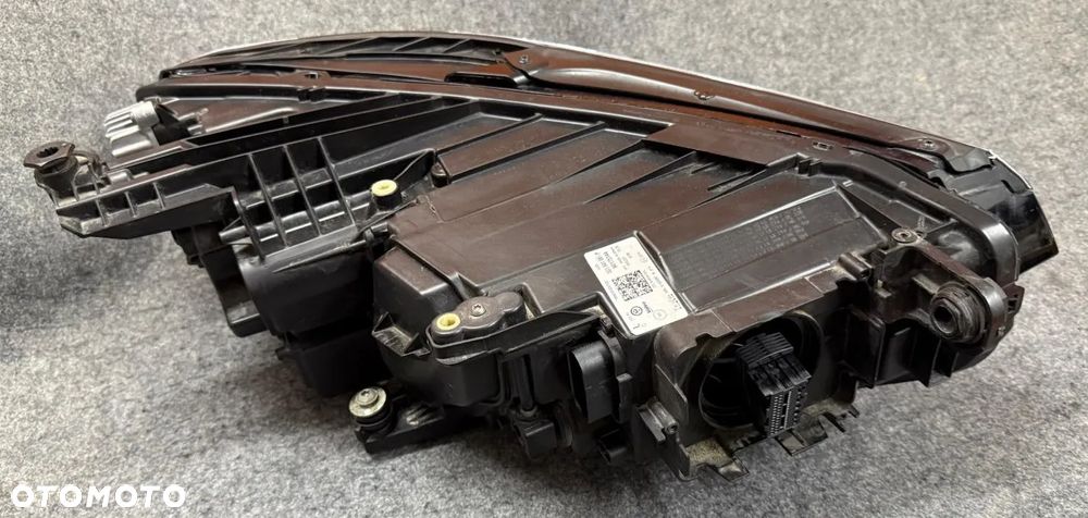 VW Passat B8 lift 2019-  Lampa przód przednia lewa FULL LED 3G1941081P IQ.LIGHT 3G1.941.081 P - 11
