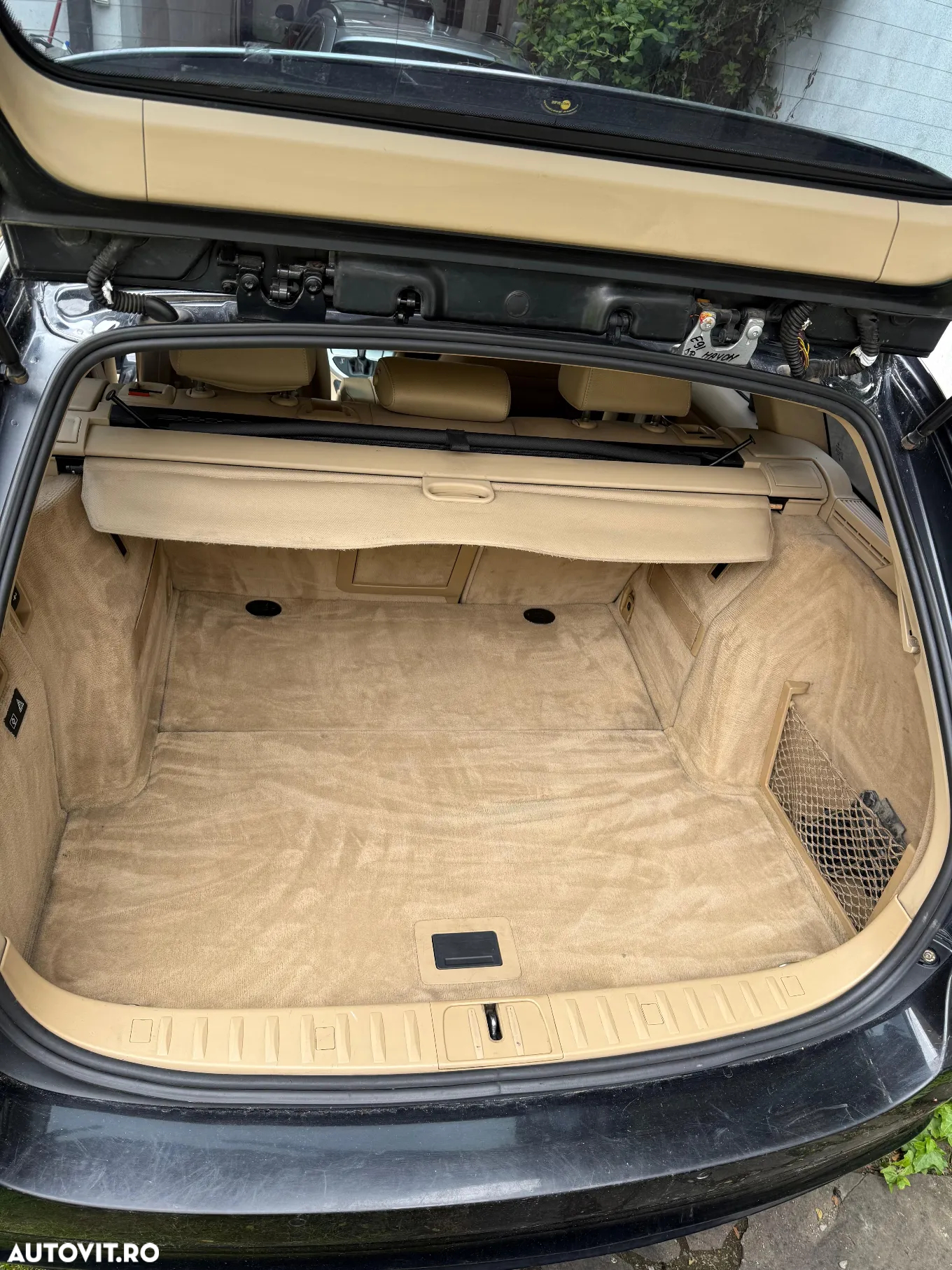 BMW Seria 3 320d DPF Touring Aut. - 8