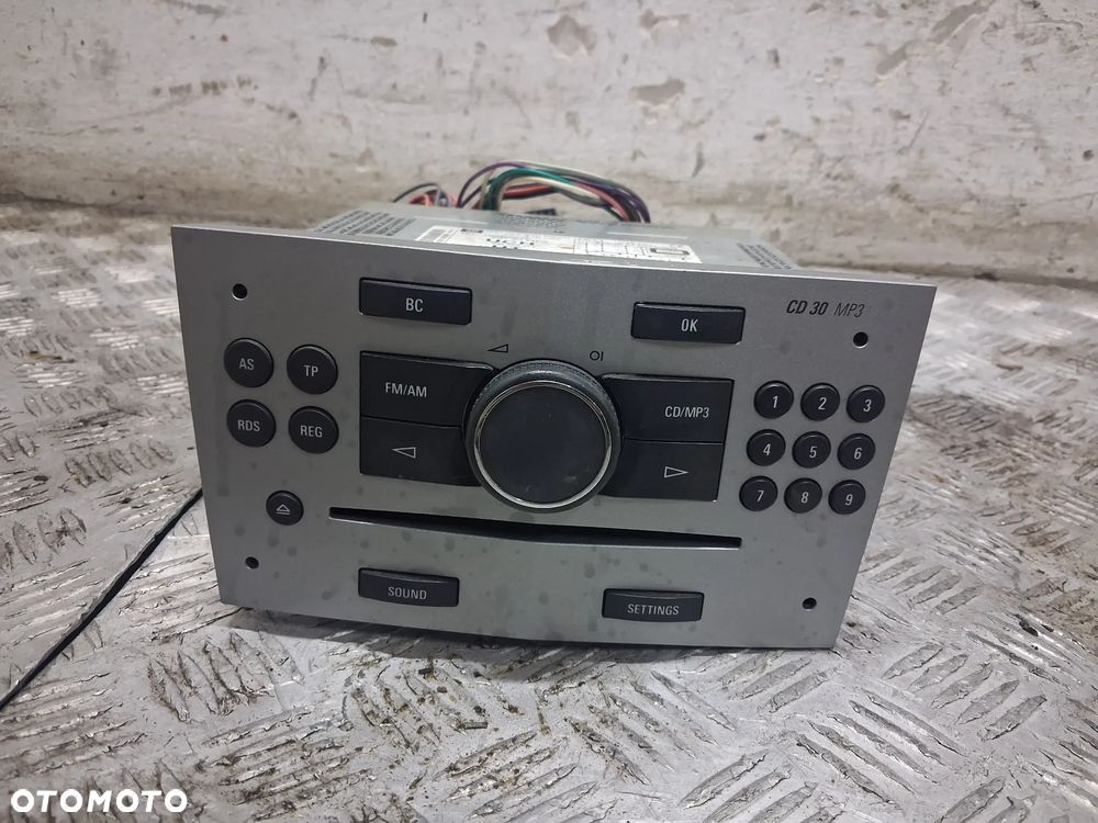 RADIO OPEL ASTRA H - 1