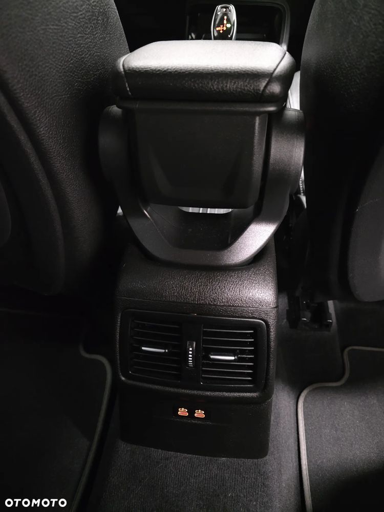 BMW X1 sDrive18d M Sport sport - 22