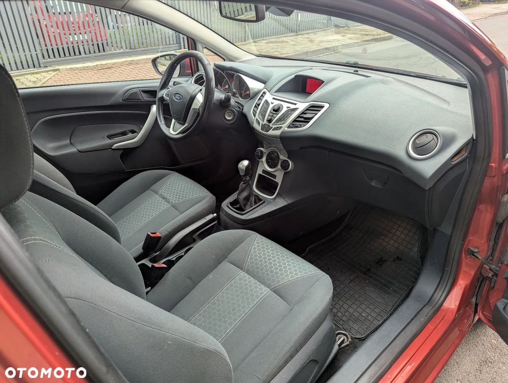 Ford Fiesta 1.25 Ghia EU5 - 7