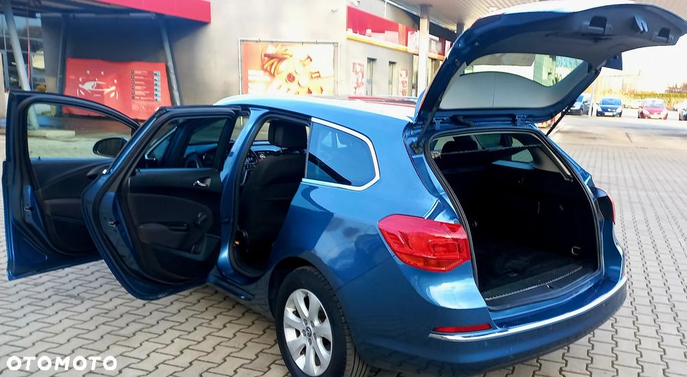 Opel Astra 1.4 Turbo Style - 11