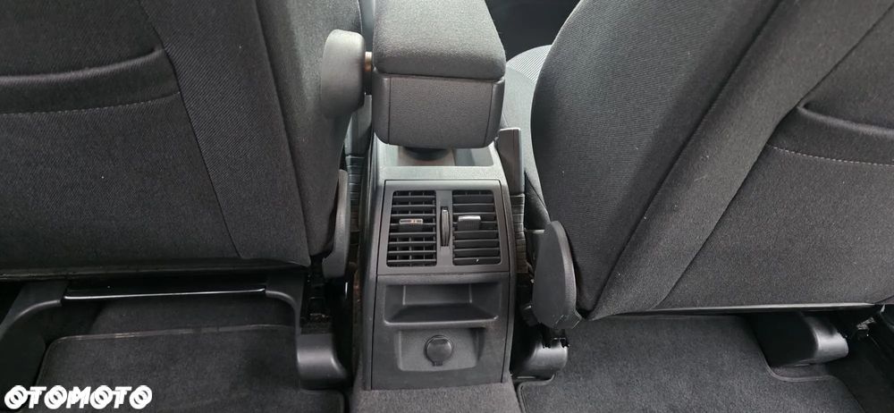 Opel Zafira 1.6 ECOFLEX Family Plus - 32