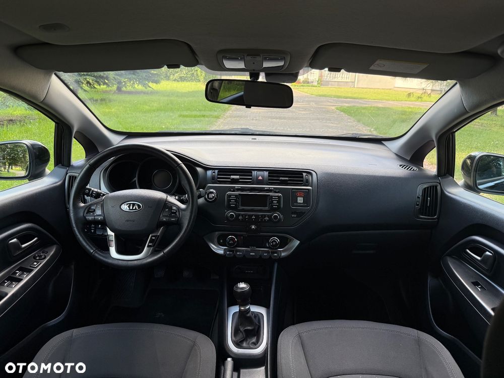 Kia Rio - 9