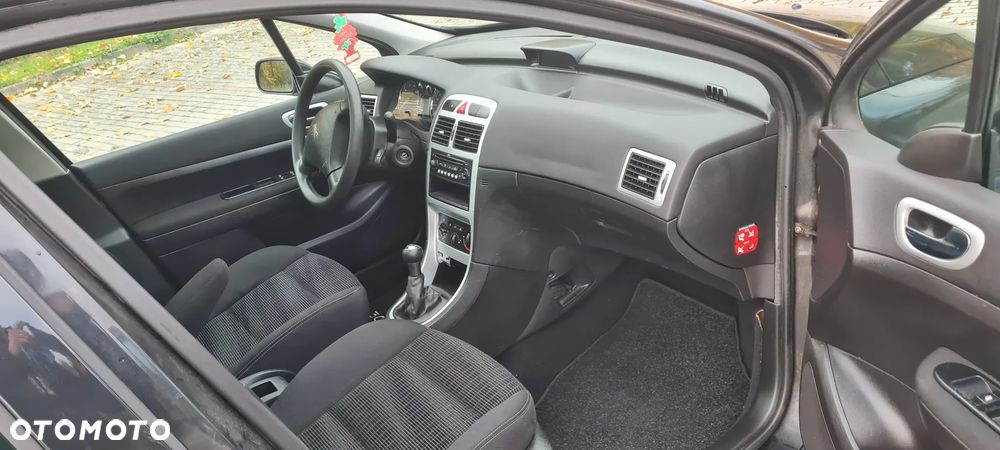 Peugeot 307 - 18