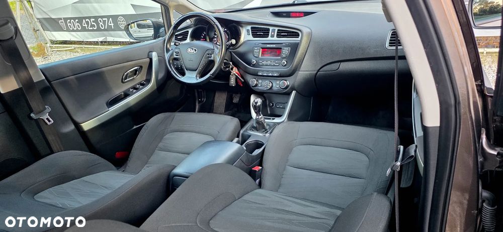 Kia Ceed 1.6 CRDi 128 Vision - 15