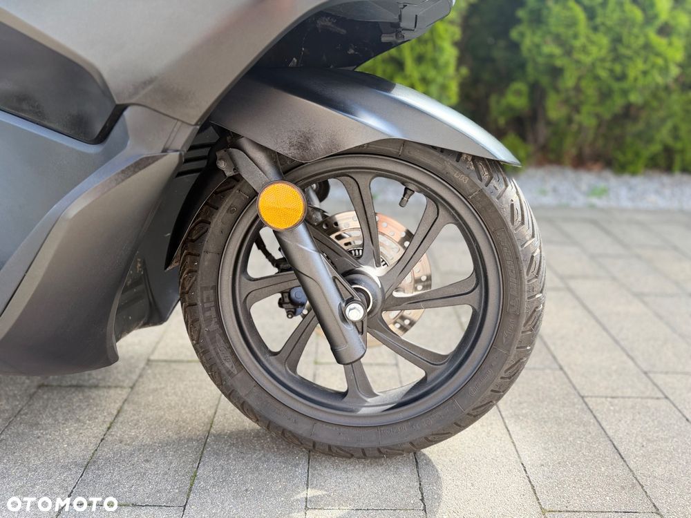 Honda PCX - 16