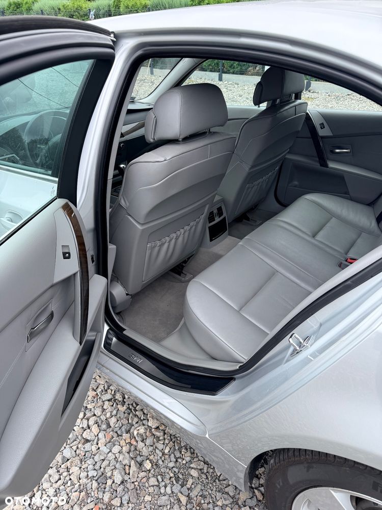 BMW Seria 5 - 10
