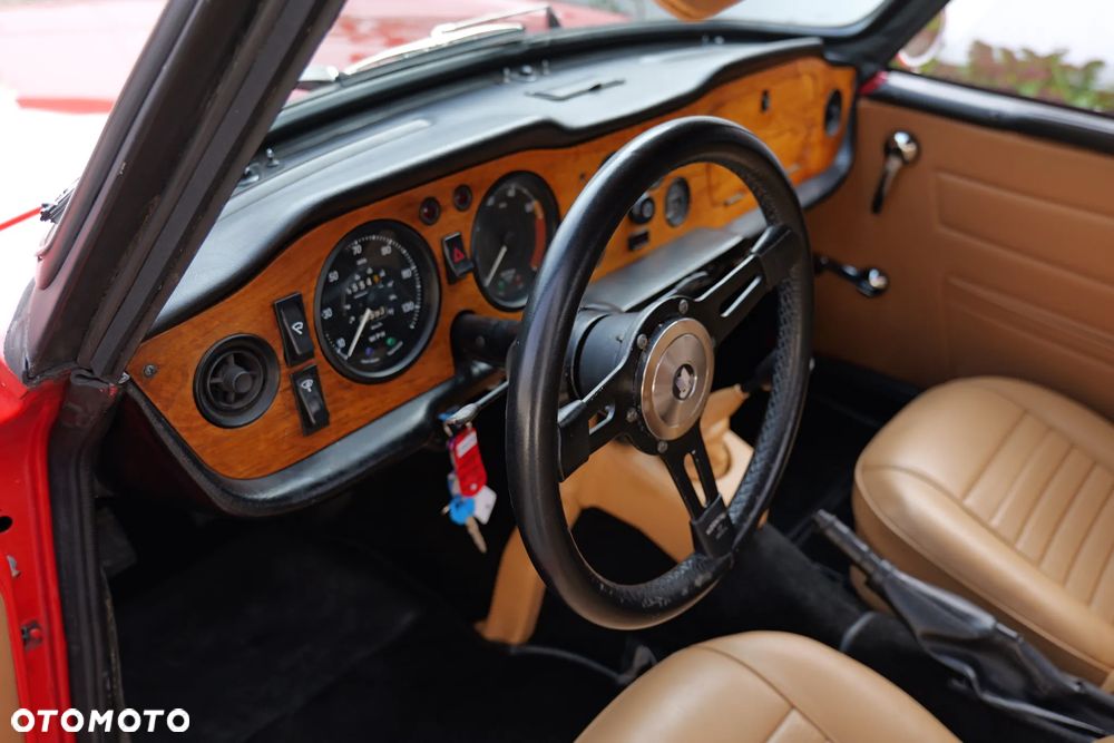 Triumph TR6 - 21