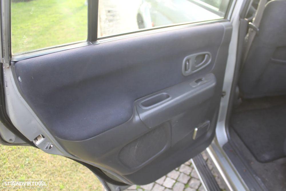 Mitsubishi Pajero Sport 2.5 TD GLS - 22