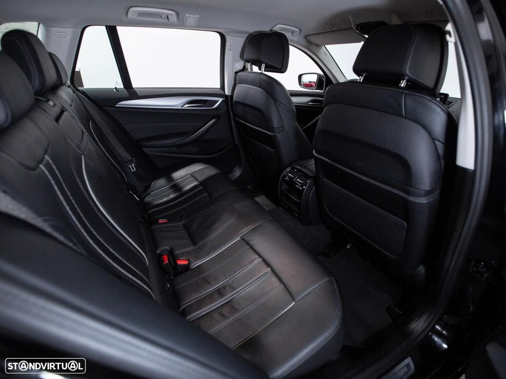 BMW 520 d Auto - 13