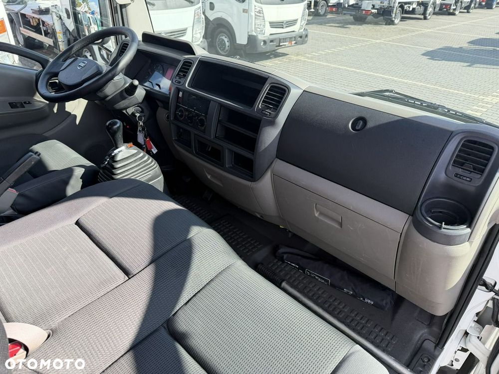 Nissan Cabstar - 29