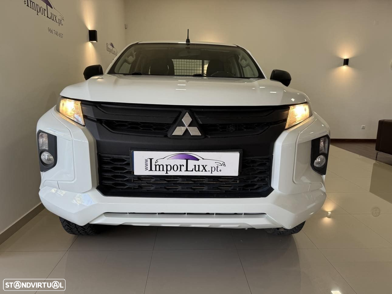 Mitsubishi L 200 2.3 DI-D CD Invite 4WD - 5