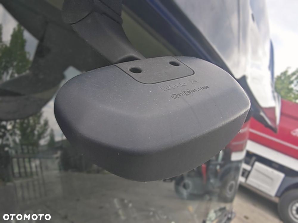 LUSTERKO ZEWNĘTRZNE RAMPOWE IVECO S-WAY - 2
