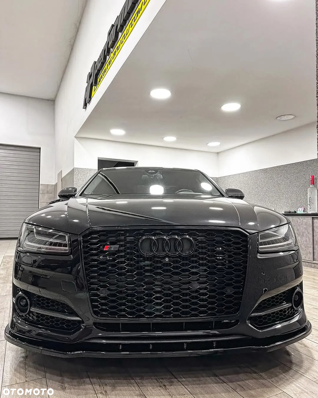 Audi S8 Plus 4.0 TFSI Quattro - 3