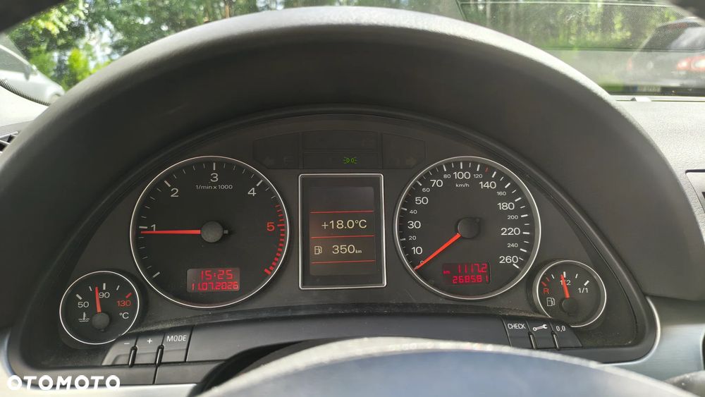 Audi A4 Avant - 8