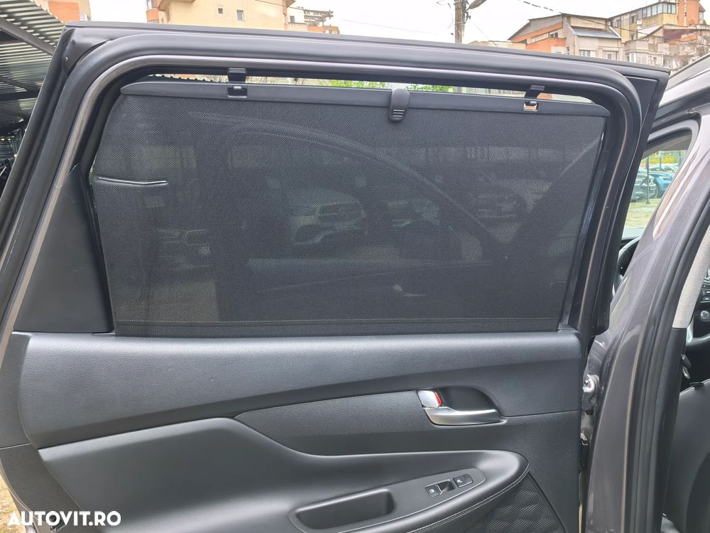 Hyundai Santa Fe 1.6 l 265 CP 4WD 6AT Luxury - 31