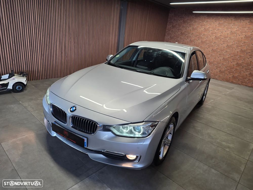 BMW 320 d Aut. Luxury Line - 42