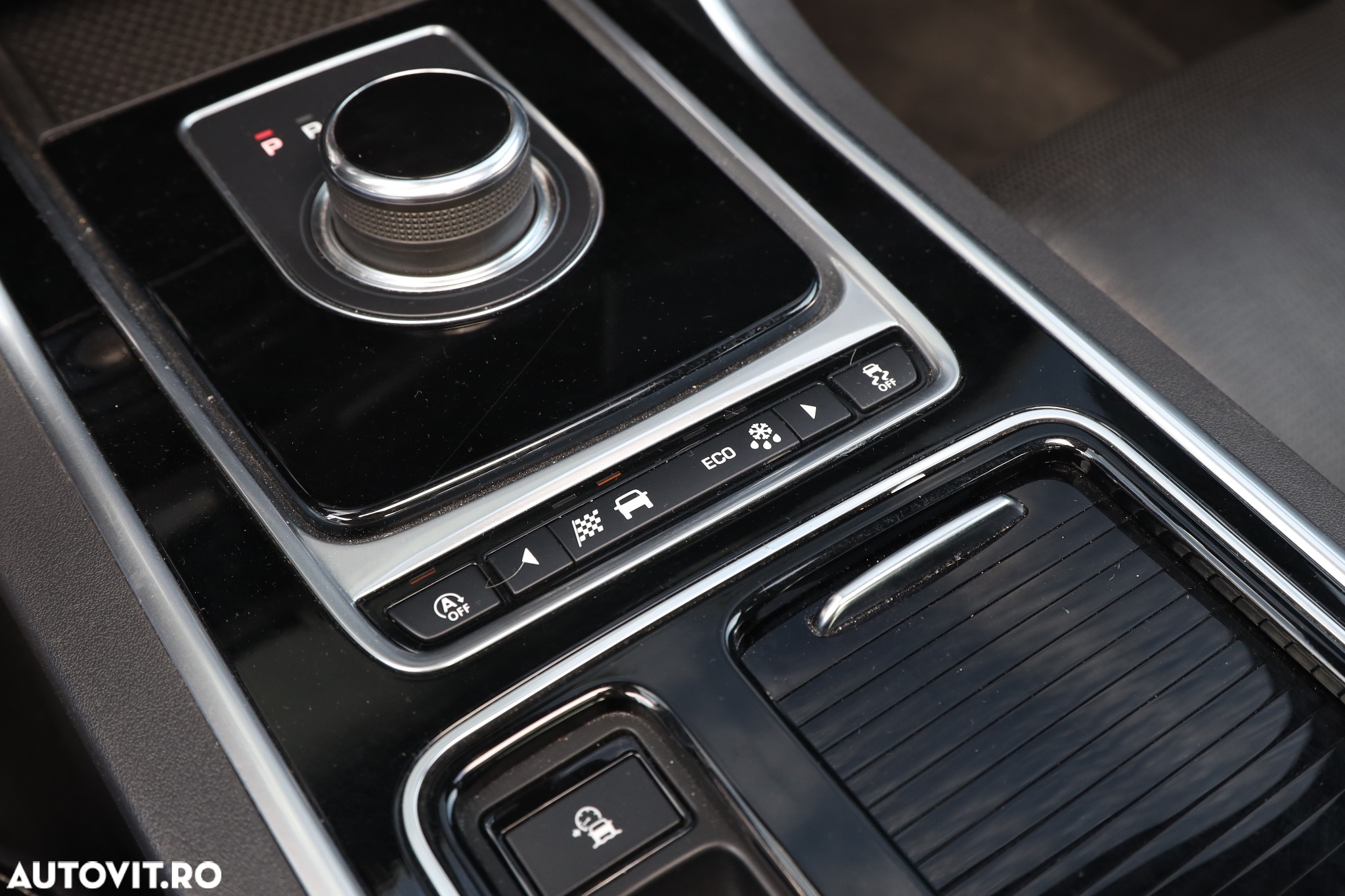 Jaguar XF 25d Aut. R-Sport - 27