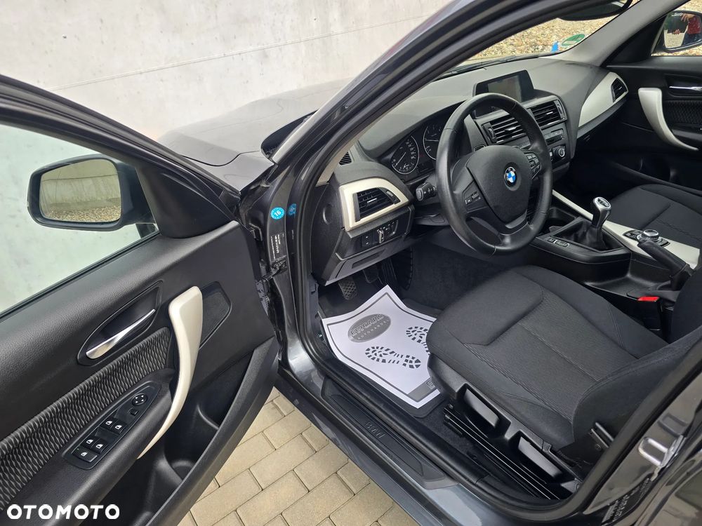 BMW Seria 1 118d Sport Line - 21