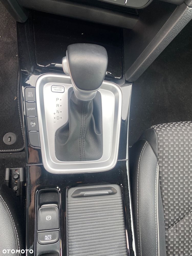 Kia XCeed - 24