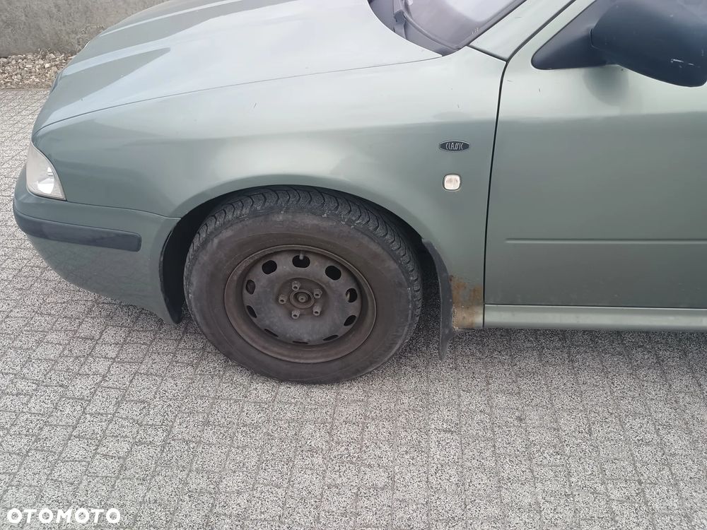 Skoda Octavia 1.6 Classic - 8