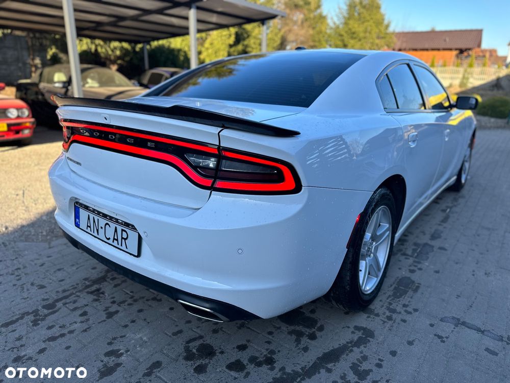 Dodge Charger 3.6 GT - 6