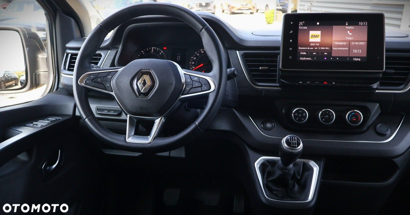 Renault Trafic - 12