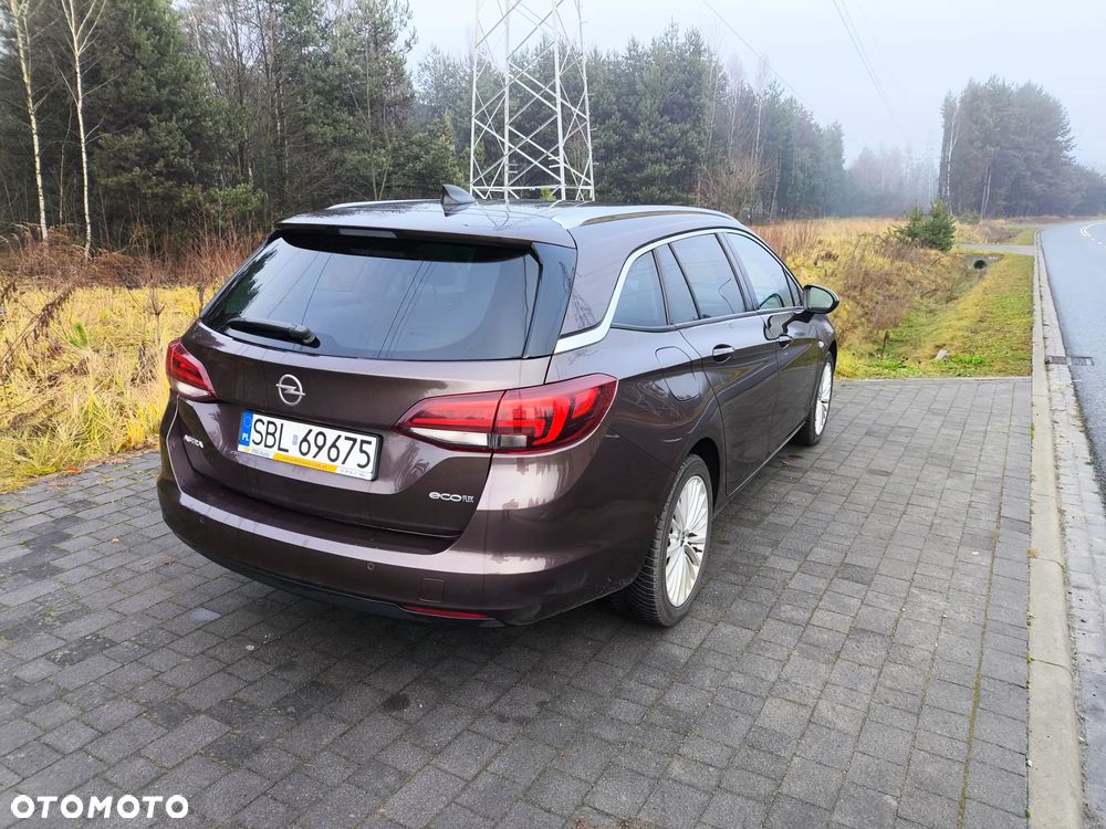 Opel Astra 1.0 T 120 Lat S&S - 17