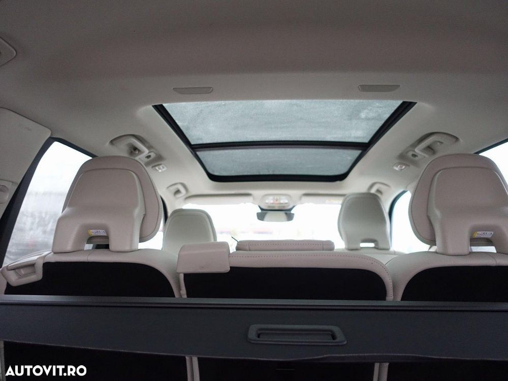 Volvo XC 90 T8 AWD Plus Bright - 11