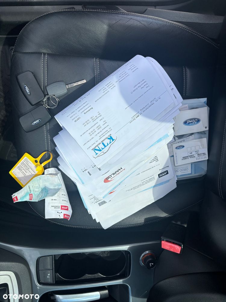 Ford Kuga 2.5 4x4 Titanium - 19