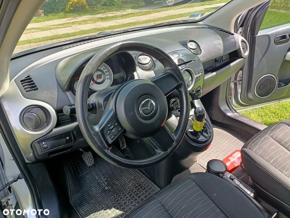 Mazda 2 1.3 Exclusive - 5