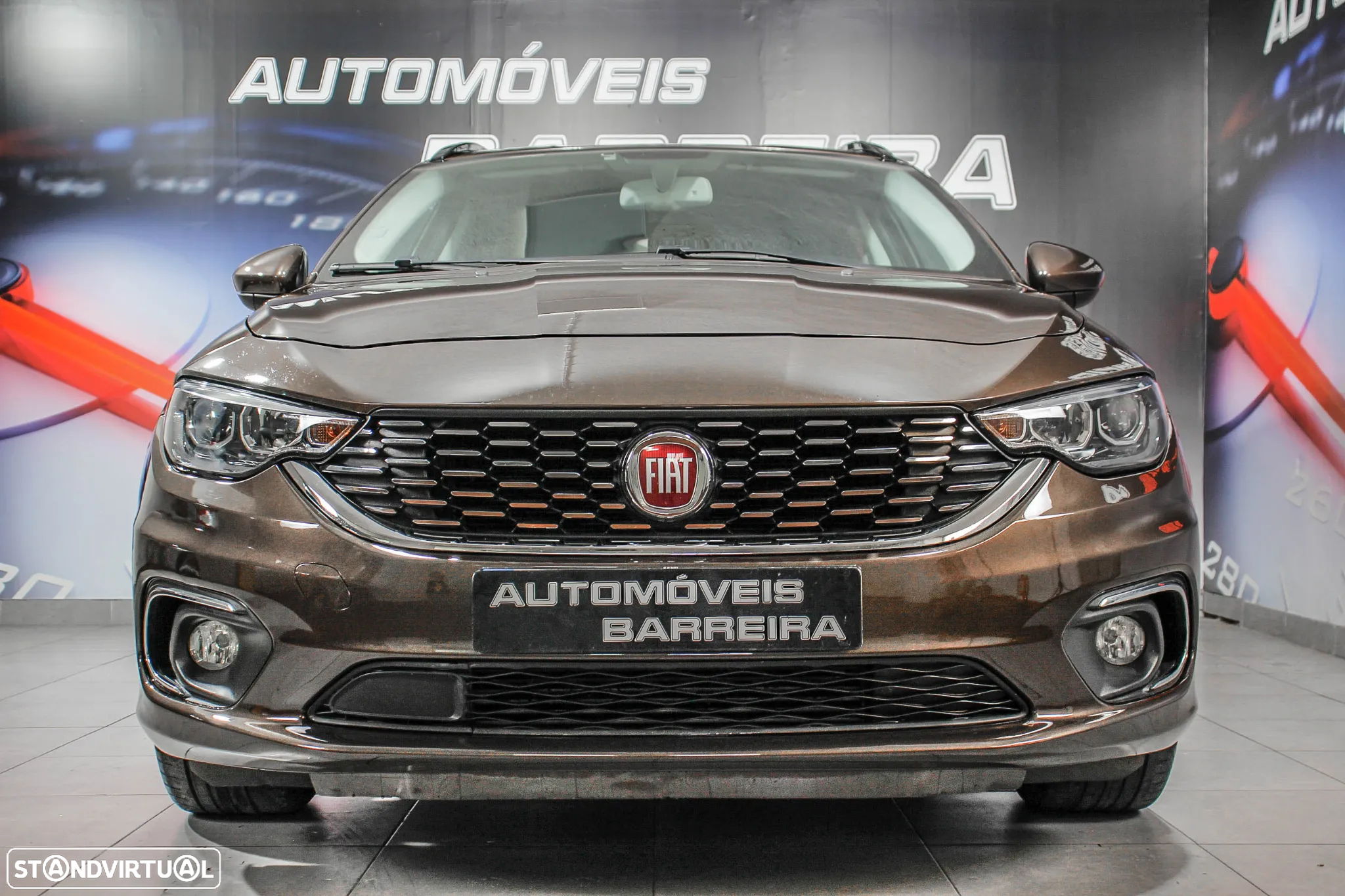 Fiat Tipo Station Wagon 1.6 M-Jet Lounge - 23