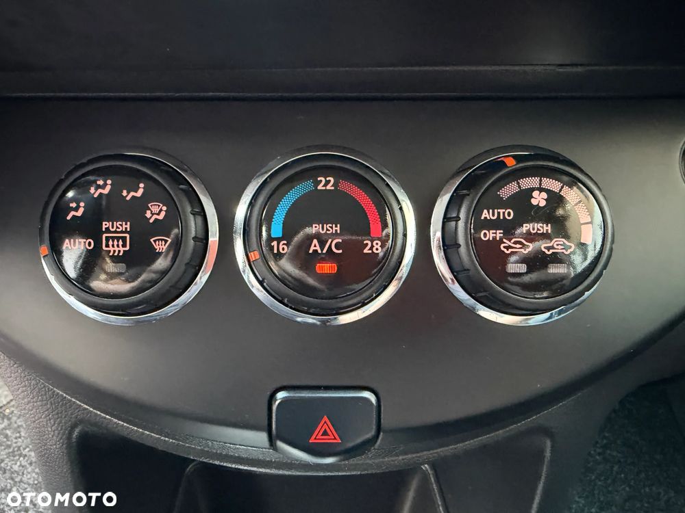 Nissan Note 1.6 Tekna - 10