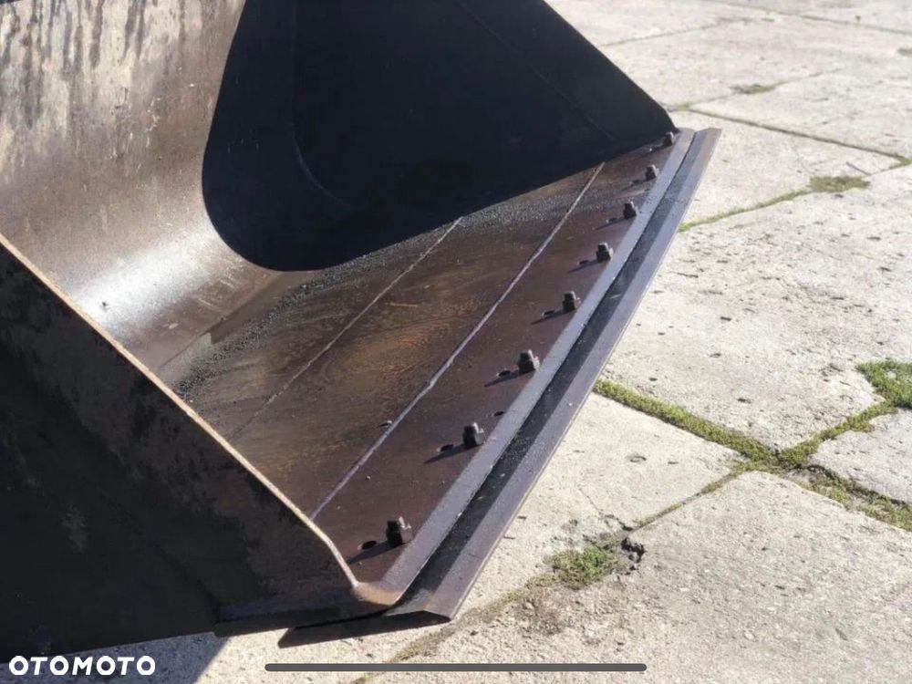 Lemiesz do łyżki Strickland, Stal Hardox JCB Manitou NOWY - 1