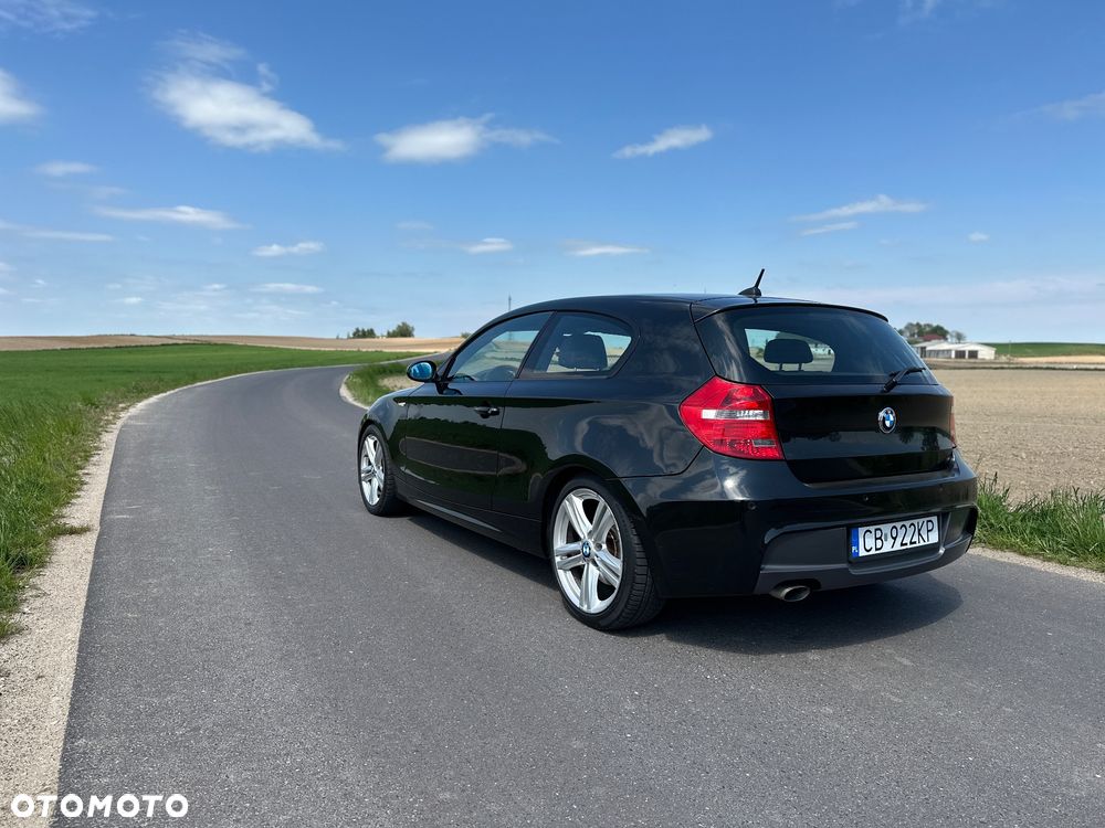 BMW Seria 1 2009 photo 4