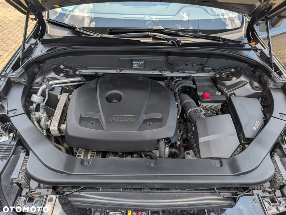 Volvo XC 60 T5 GPF AWD Momentum - 40